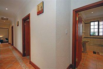 Hotel 354 On York Avenue Randburg Exterior foto